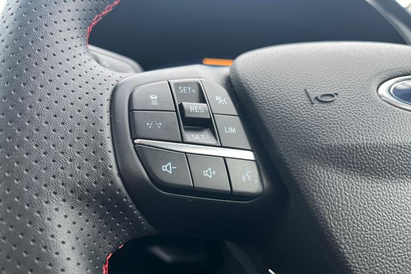 Used Ford Kuga 2025 for sale - 76933578: Photo 39