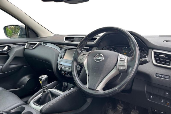 Used Nissan Qashqai 2016 for sale - 76196517: Photo 9