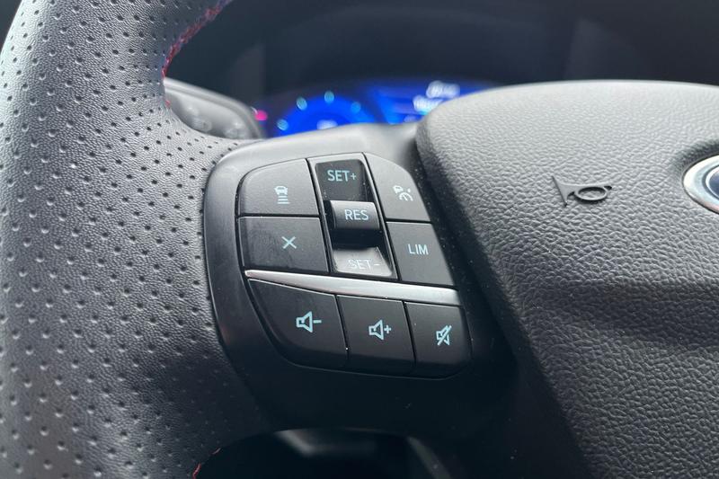 Used Ford Kuga 2022 for sale - 77138160: Photo 39