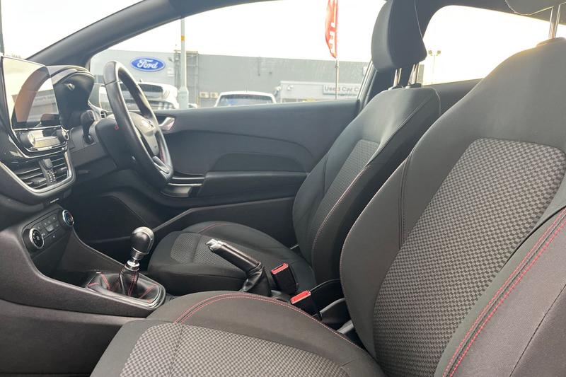 Used Ford Fiesta 2018 for sale - 77009501: Photo 19