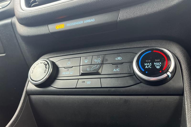 Used Ford Fiesta 2018 for sale - 77009501: Photo 22