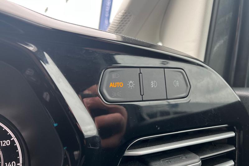 Used Ford Tourneo Connect 2023 for sale - 77532648: Photo 30