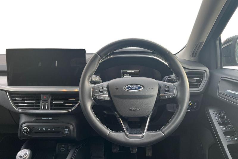 Used Ford Focus 2022 for sale - 76835584: Photo 11