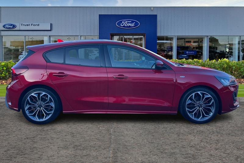 Used Ford Focus 2024 for sale - 76920011: Photo 3