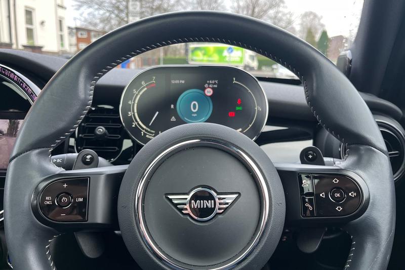 Used MINI Hatch 2023 for sale - 77036896: Photo 12