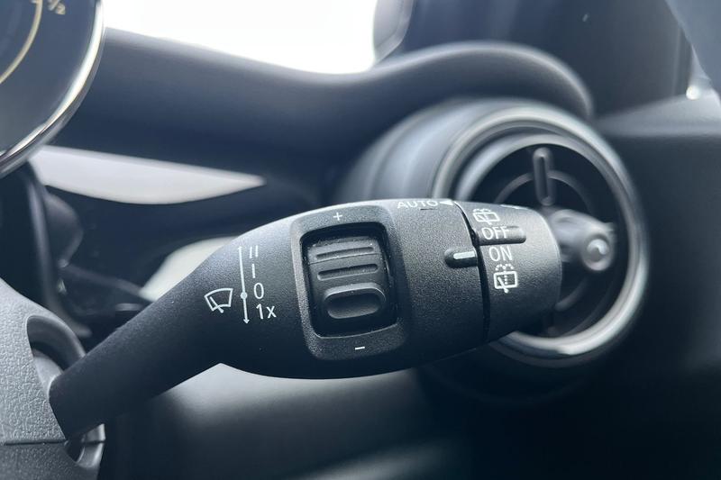 Used MINI Hatch 2023 for sale - 77036896: Photo 15