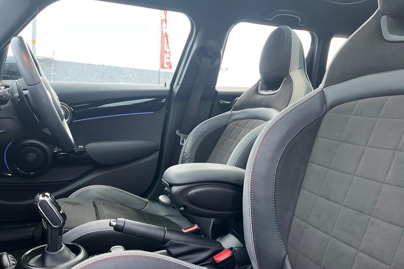 Used MINI Hatch 2023 for sale - 77036896: Photo 19