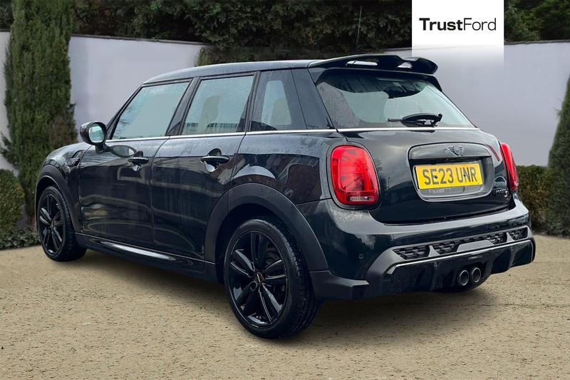 Used MINI Hatch 2023 for sale - 77036896: Photo 2