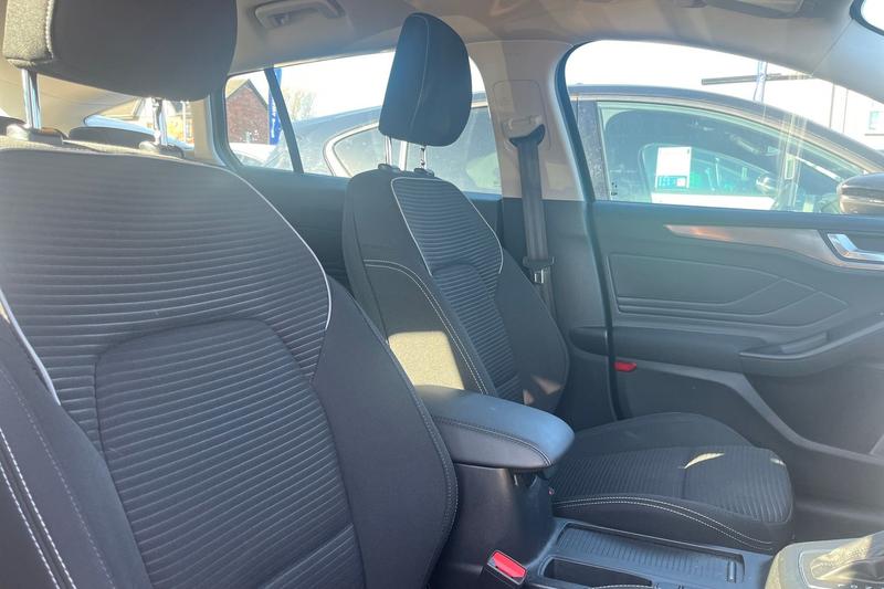 Used Ford Focus 2023 for sale - 77763677: Photo 17