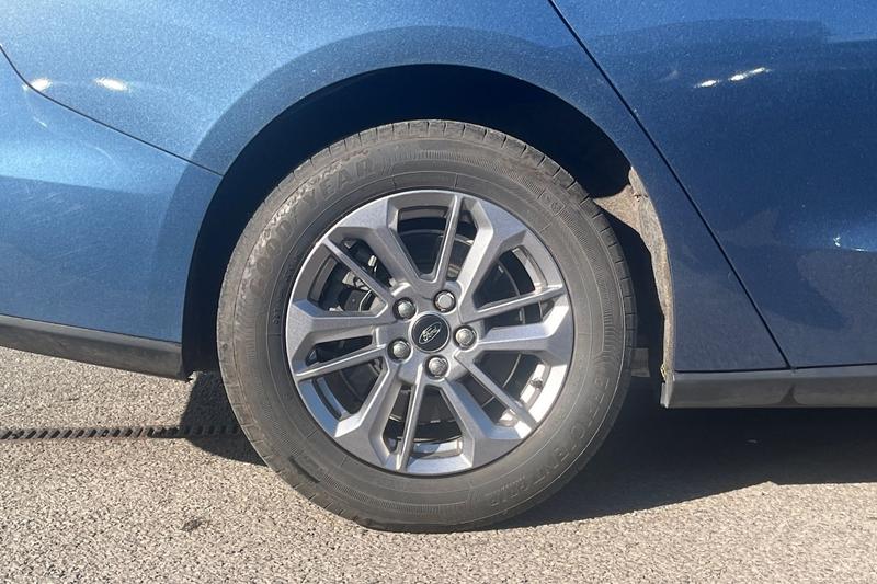 Used Ford Focus 2023 for sale - 77763677: Photo 8