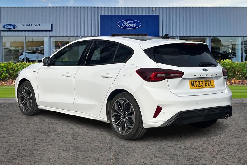 Used Ford Focus 2023 for sale - 77763669: Photo 2