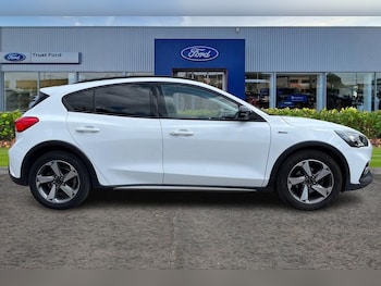 Used Ford Focus 2021 for sale - 75735713: Photo