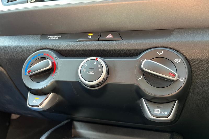 Used Kia Stonic 2019 for sale - 77935005: Photo 22