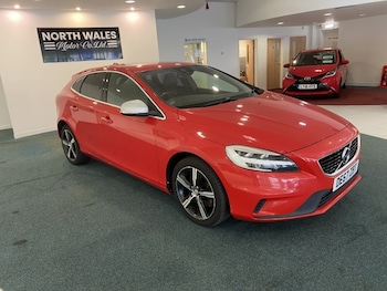 Volvo - V40