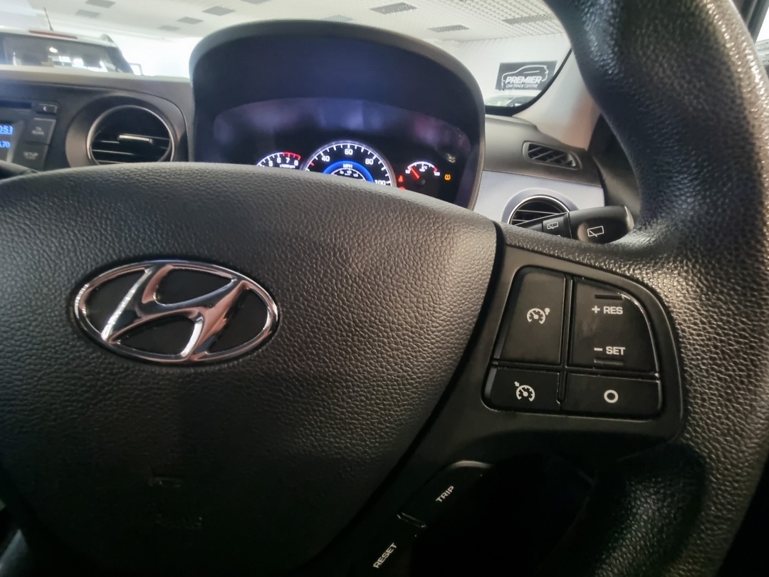 Used Hyundai i10 2015 for sale - 76172776: Photo 15