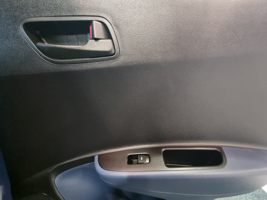Used Hyundai i10 2015 for sale - 76172776: Photo 17