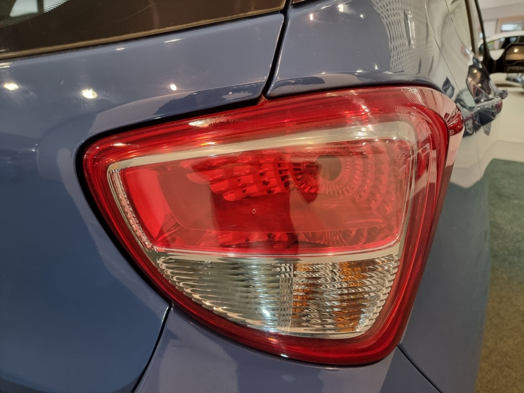 Used Hyundai i10 2015 for sale - 76172776: Photo 7
