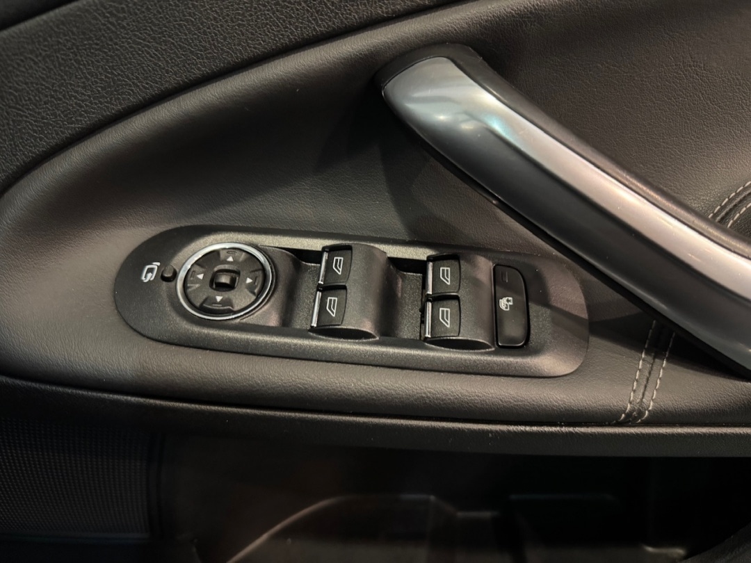 Used Ford Mondeo 2010 for sale - 77159161: Photo 26