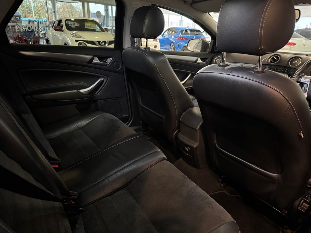 Used Ford Mondeo 2010 for sale - 77159161: Photo 27