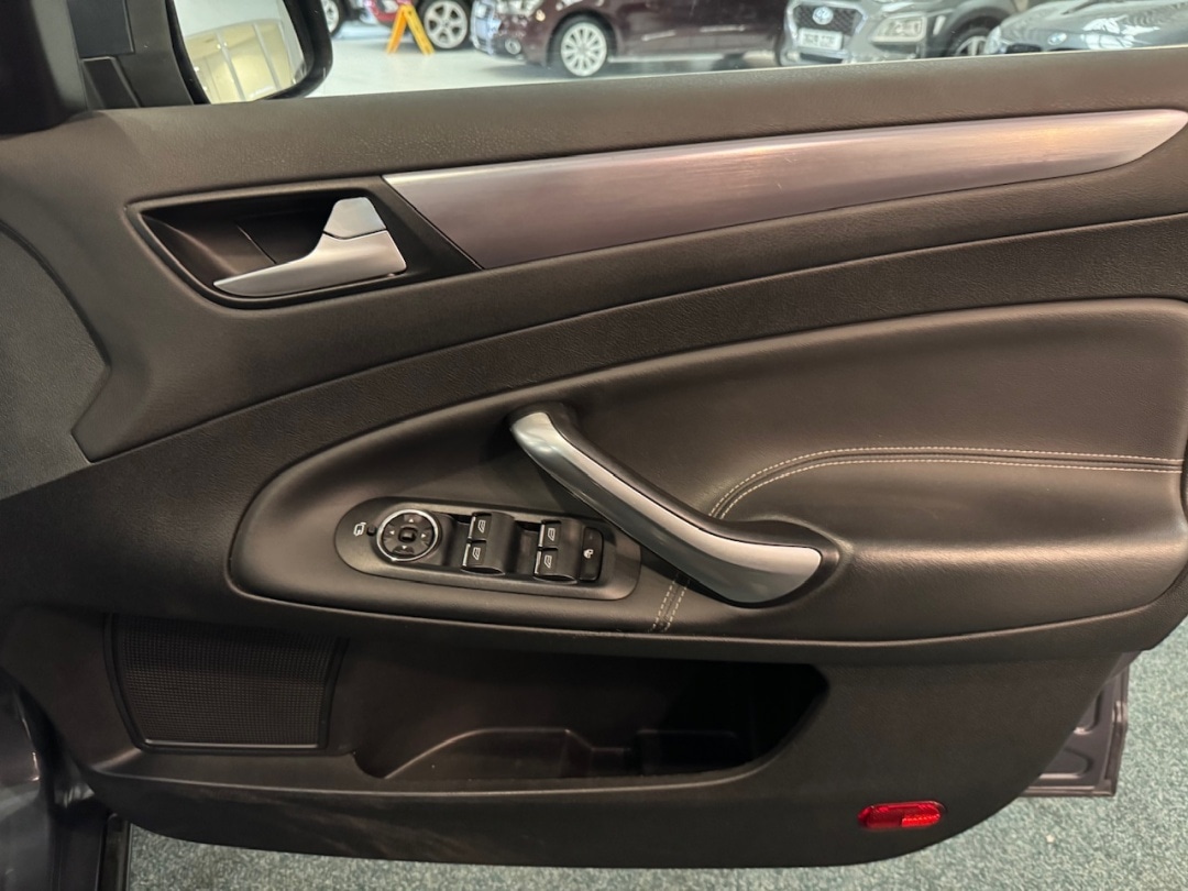 Used Ford Mondeo 2010 for sale - 77159161: Photo 29