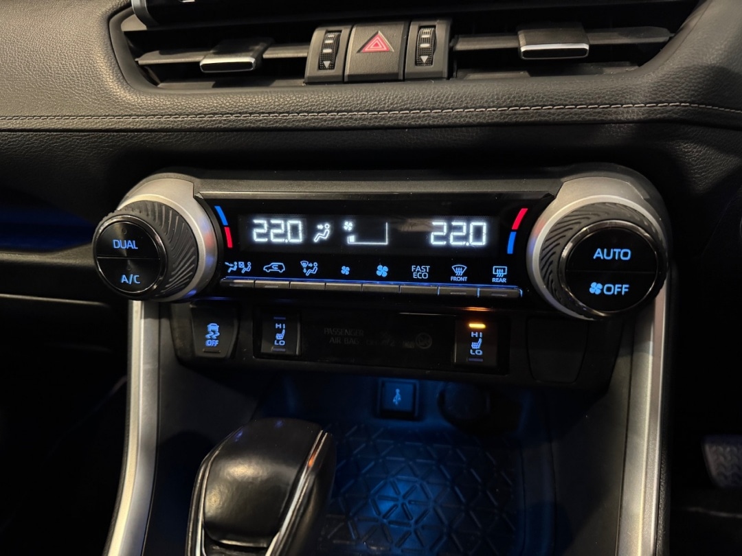 Used Toyota RAV4 2020 for sale - 77946801: Photo 21