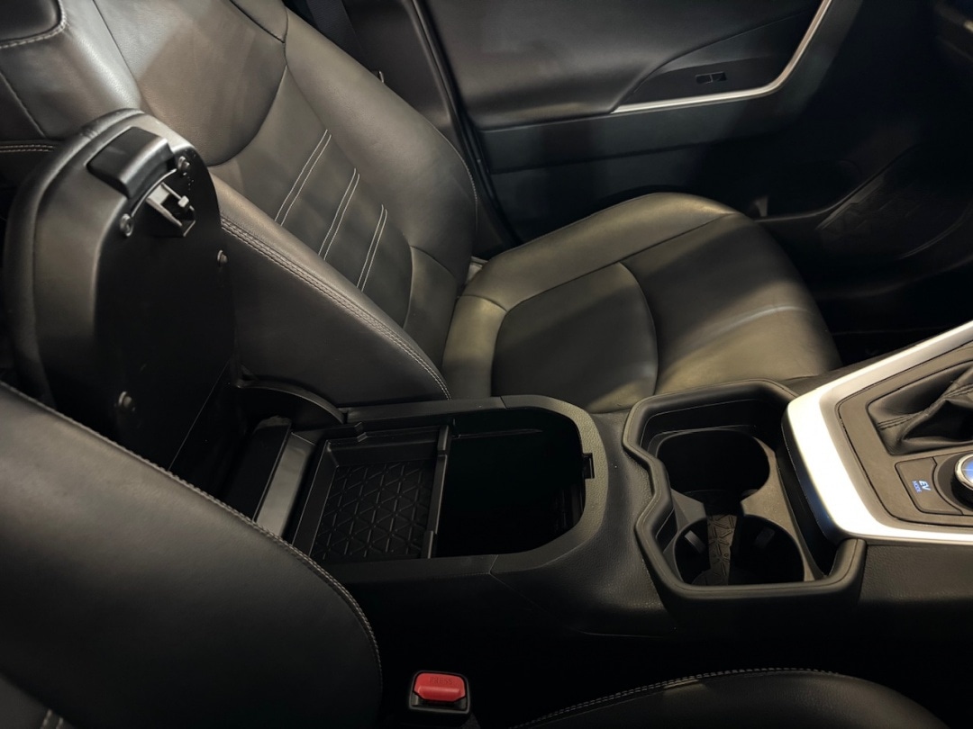 Used Toyota RAV4 2020 for sale - 77946801: Photo 27