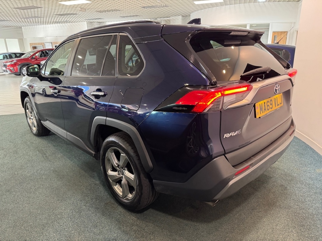 Used Toyota RAV4 2020 for sale - 77946801: Photo 3