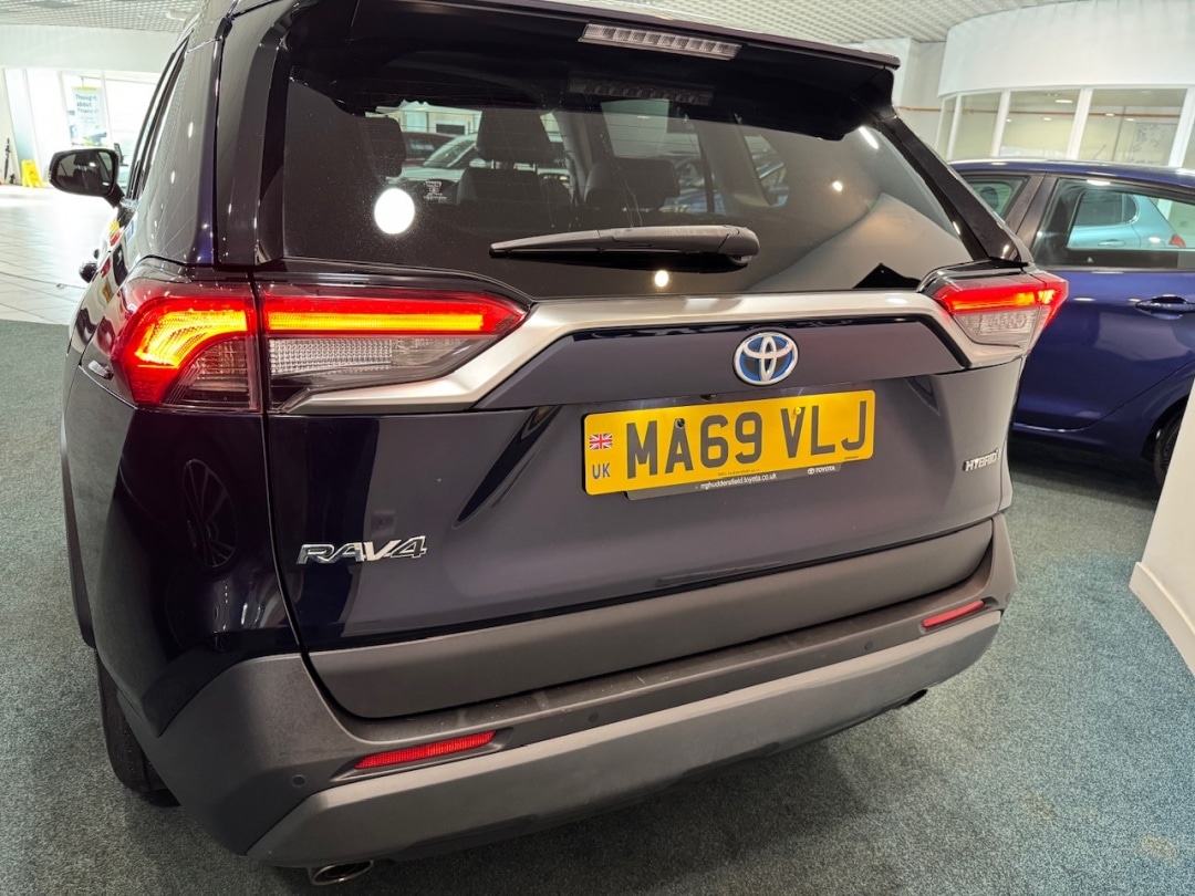 Used Toyota RAV4 2020 for sale - 77946801: Photo 6