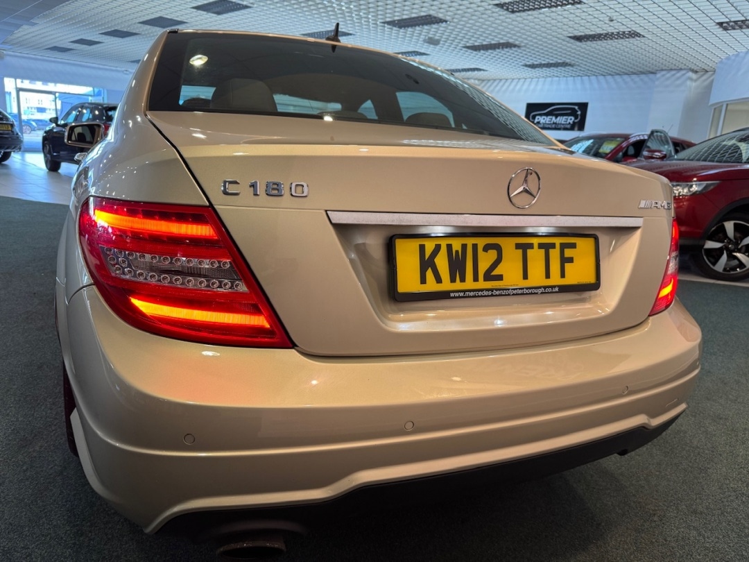 Used Mercedes-Benz C Class 2012 for sale - 77071891: Photo 10