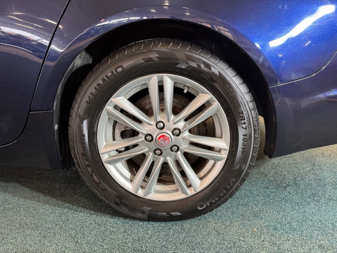 Used Jaguar XF 2015 for sale - 76413073: Photo 15