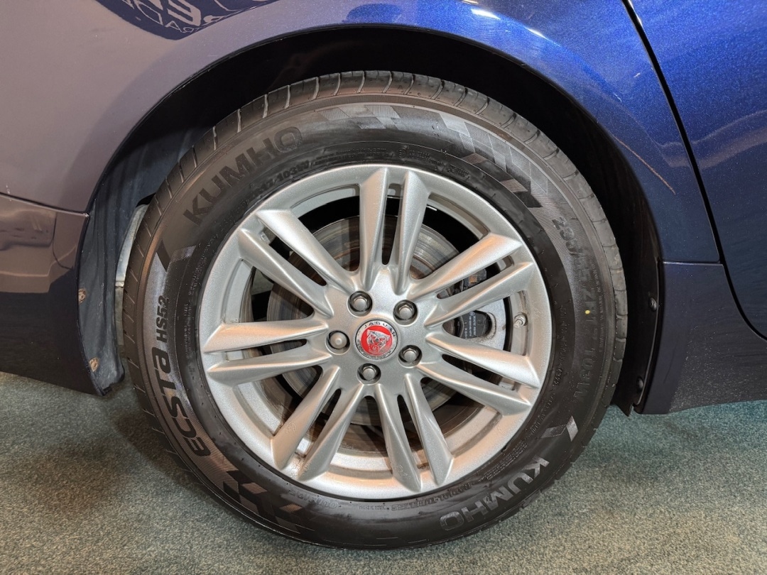 Used Jaguar XF 2015 for sale - 76413073: Photo 18