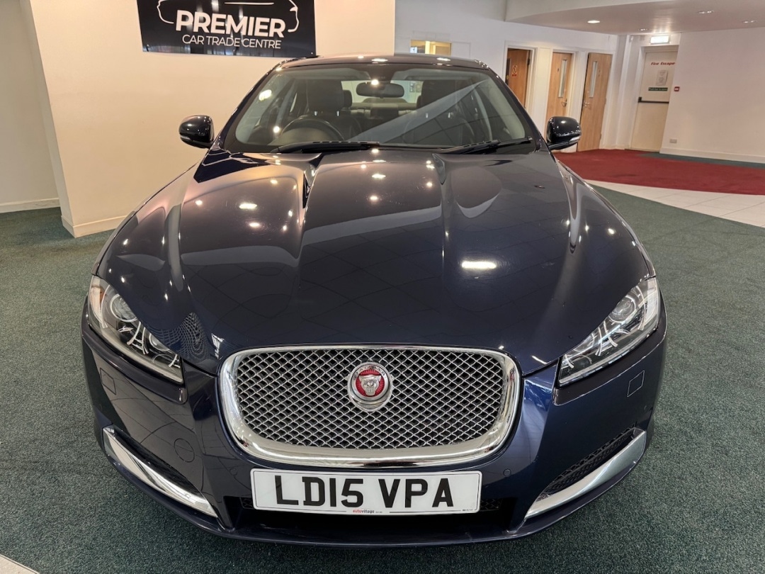 Used Jaguar XF 2015 for sale - 76413073: Photo 2