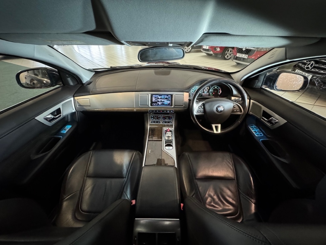 Used Jaguar XF 2015 for sale - 76413073: Photo 24