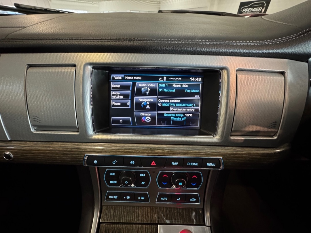 Used Jaguar XF 2015 for sale - 76413073: Photo 27