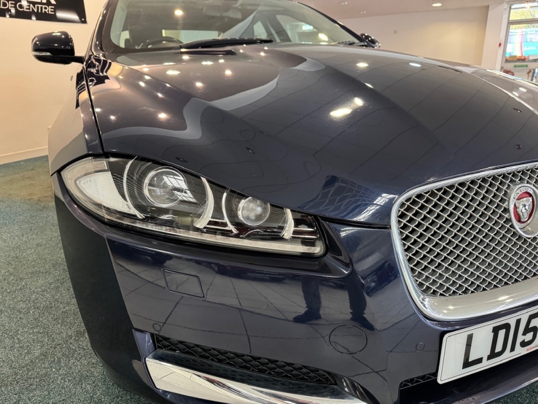 Used Jaguar XF 2015 for sale - 76413073: Photo 4