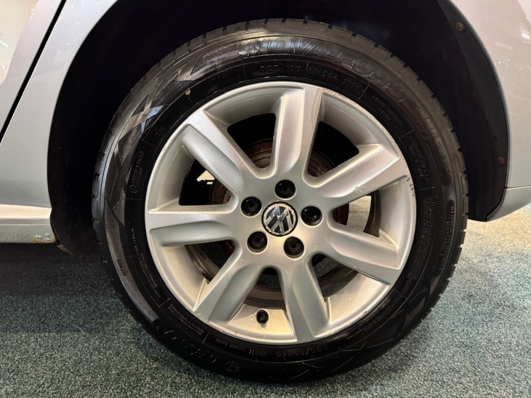 Used Volkswagen Polo 2011 for sale - 77730715: Photo 12