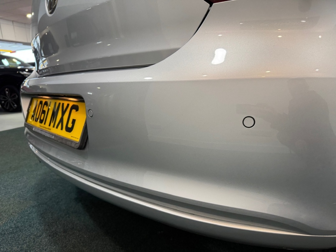 Used Volkswagen Polo 2011 for sale - 77730715: Photo 17