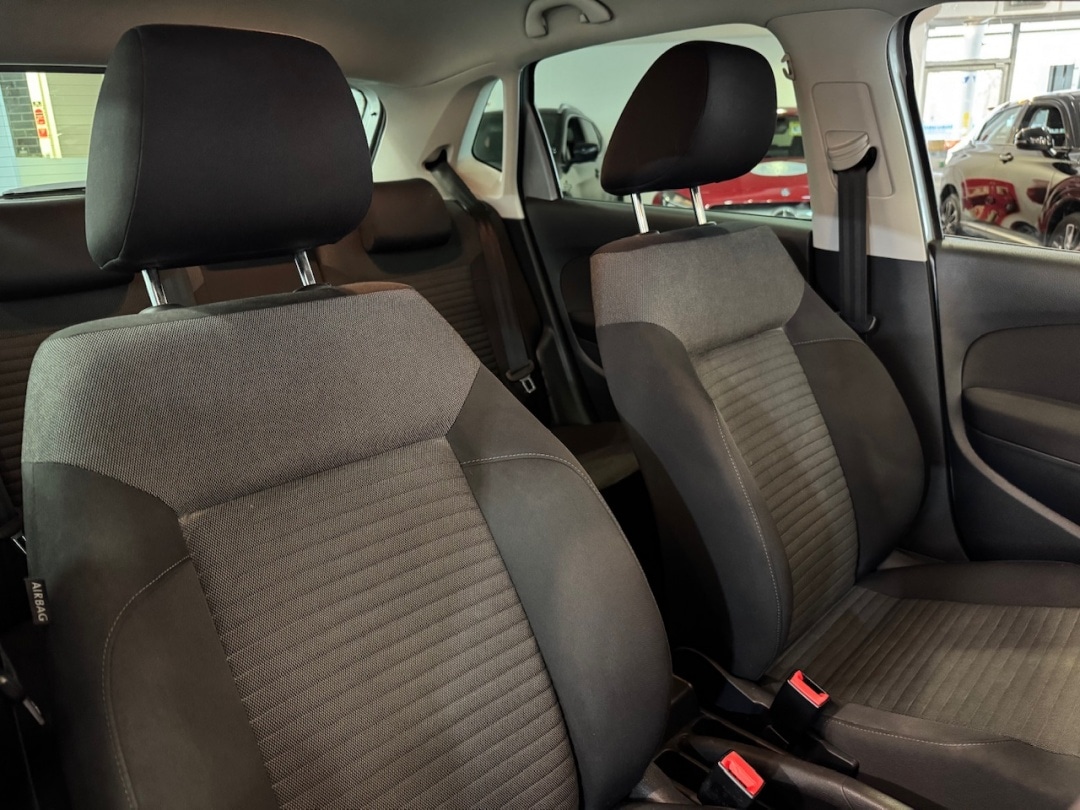 Used Volkswagen Polo 2011 for sale - 77730715: Photo 18