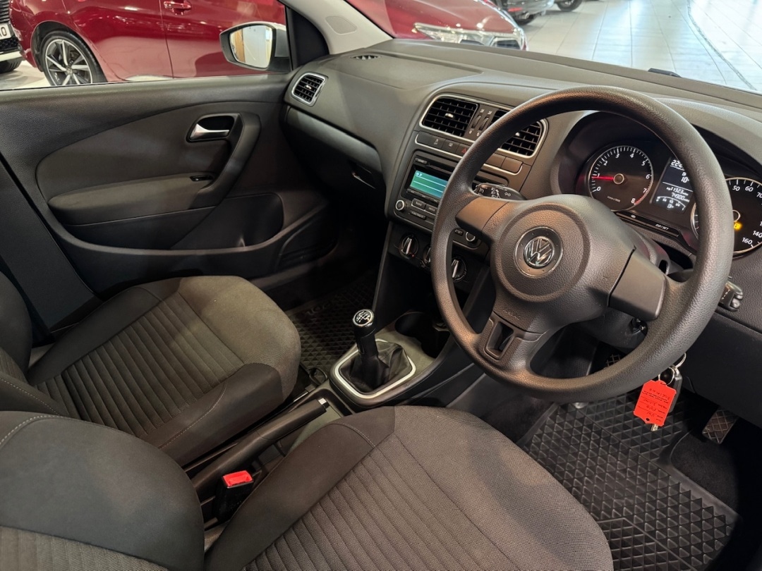 Used Volkswagen Polo 2011 for sale - 77730715: Photo 19