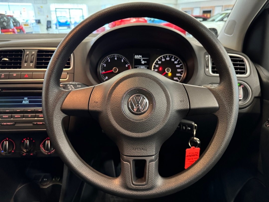 Used Volkswagen Polo 2011 for sale - 77730715: Photo 20