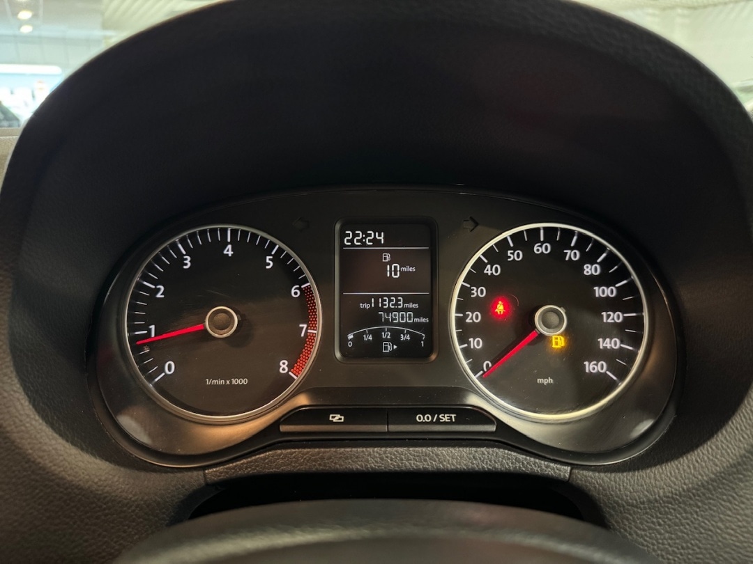 Used Volkswagen Polo 2011 for sale - 77730715: Photo 21