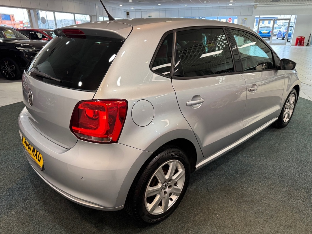 Used Volkswagen Polo 2011 for sale - 77730715: Photo 6
