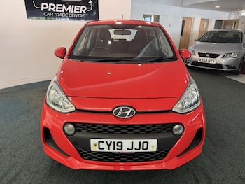 Used Hyundai i10 2019 for sale - 78954502: Photo