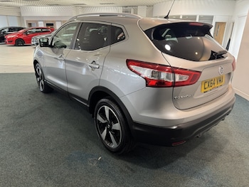 Used Nissan Qashqai 2014 for sale - 79384244: Photo