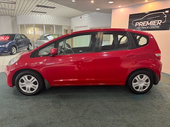 Used Honda Jazz 2012 for sale - 76438742: Photo