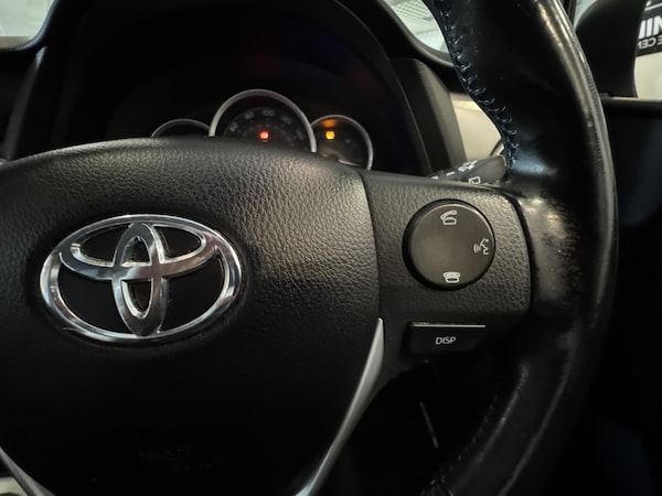 Used Toyota Auris 2014 for sale - 76222747: Photo 15