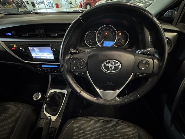 Used Toyota Auris 2014 for sale - 76222747: Photo 18
