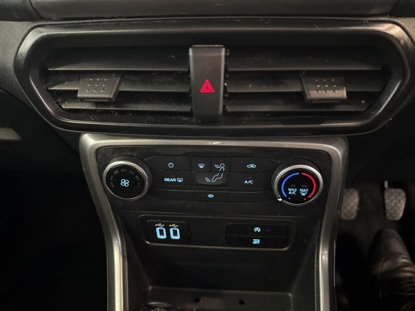Used Ford Ecosport 2018 for sale - 76196967: Photo 18