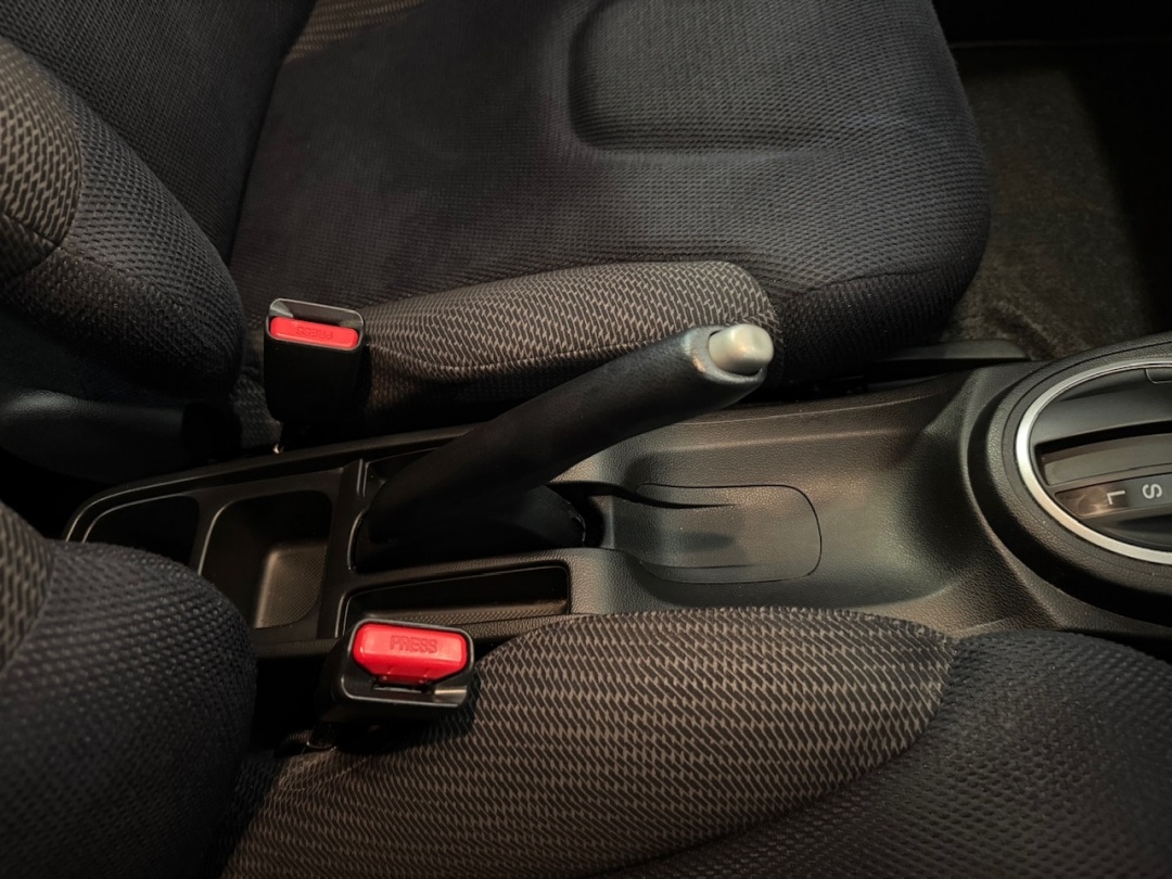 Used Honda Jazz 2015 for sale - 77200676: Photo 24