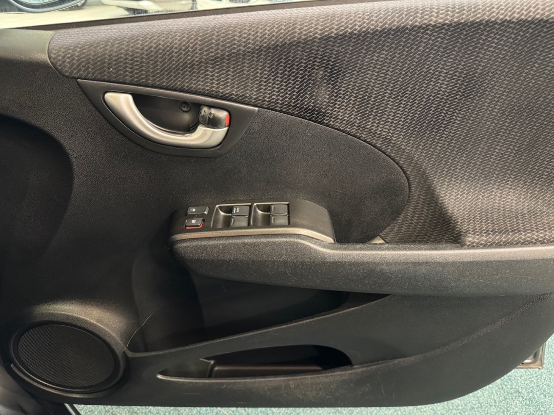 Used Honda Jazz 2015 for sale - 77200676: Photo 27